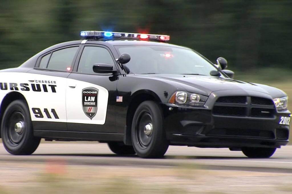 Полицейская машина другая. Dodge Charger 2013 Police. Додж Charger 2013 Police. Dodge Charger Pursuit полиция. Додж Чарджер 2013 Police.