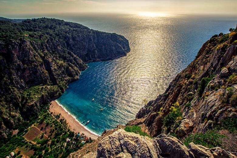 Türkiye'nin en temiz plajları arasında yer alan Kelebekler Vadisi, Fethiye adeta Cennet gibi.